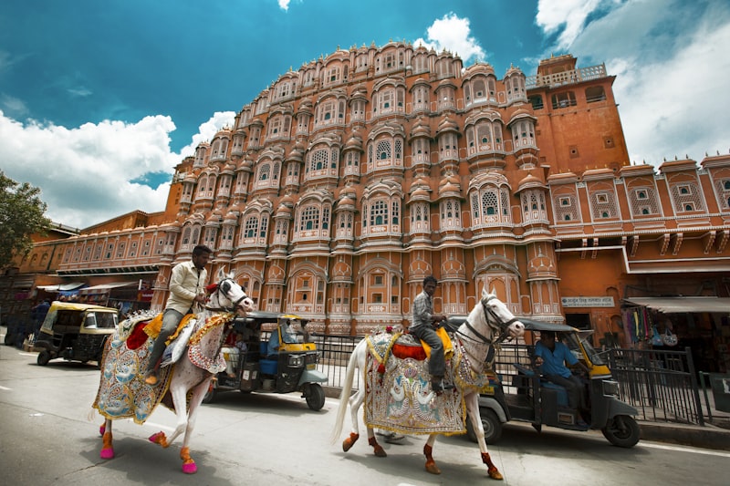 Rajasthan Road Trip by Tempo Traveller β The Ultimate Guide