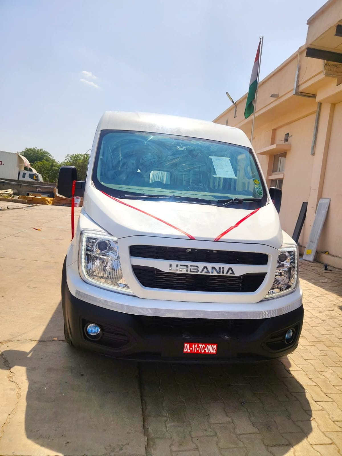 16 Seater Tempo Traveller